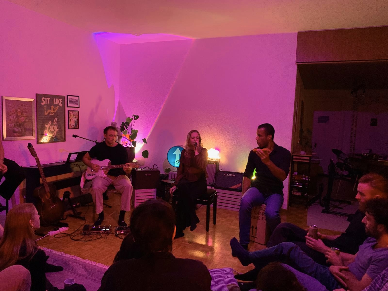 Couch Session by GWEN