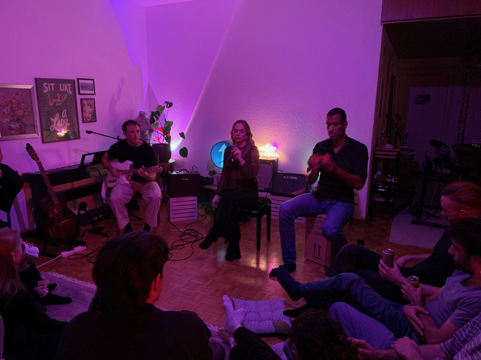 Couch Session by GWEN